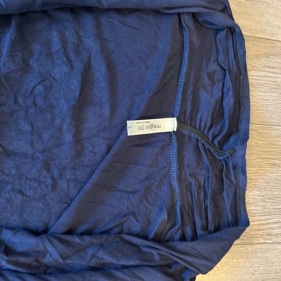 Navy “skull” light sweater - Picture 4 of 4